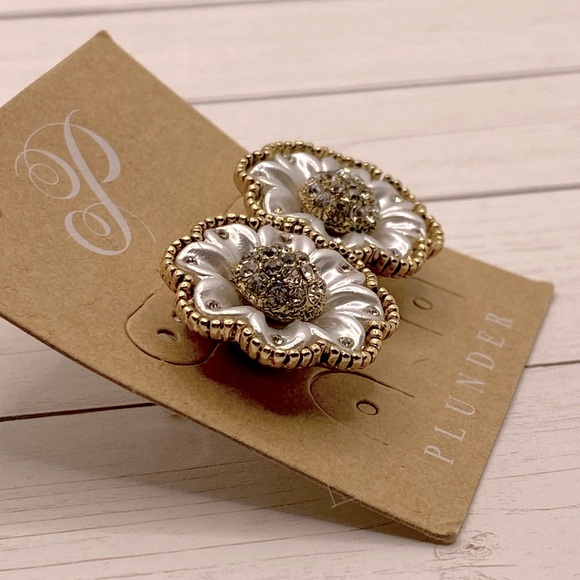 Plunder Silver, Gold, and Rhinestone Flower Post Earrings - Picture 2 of 2